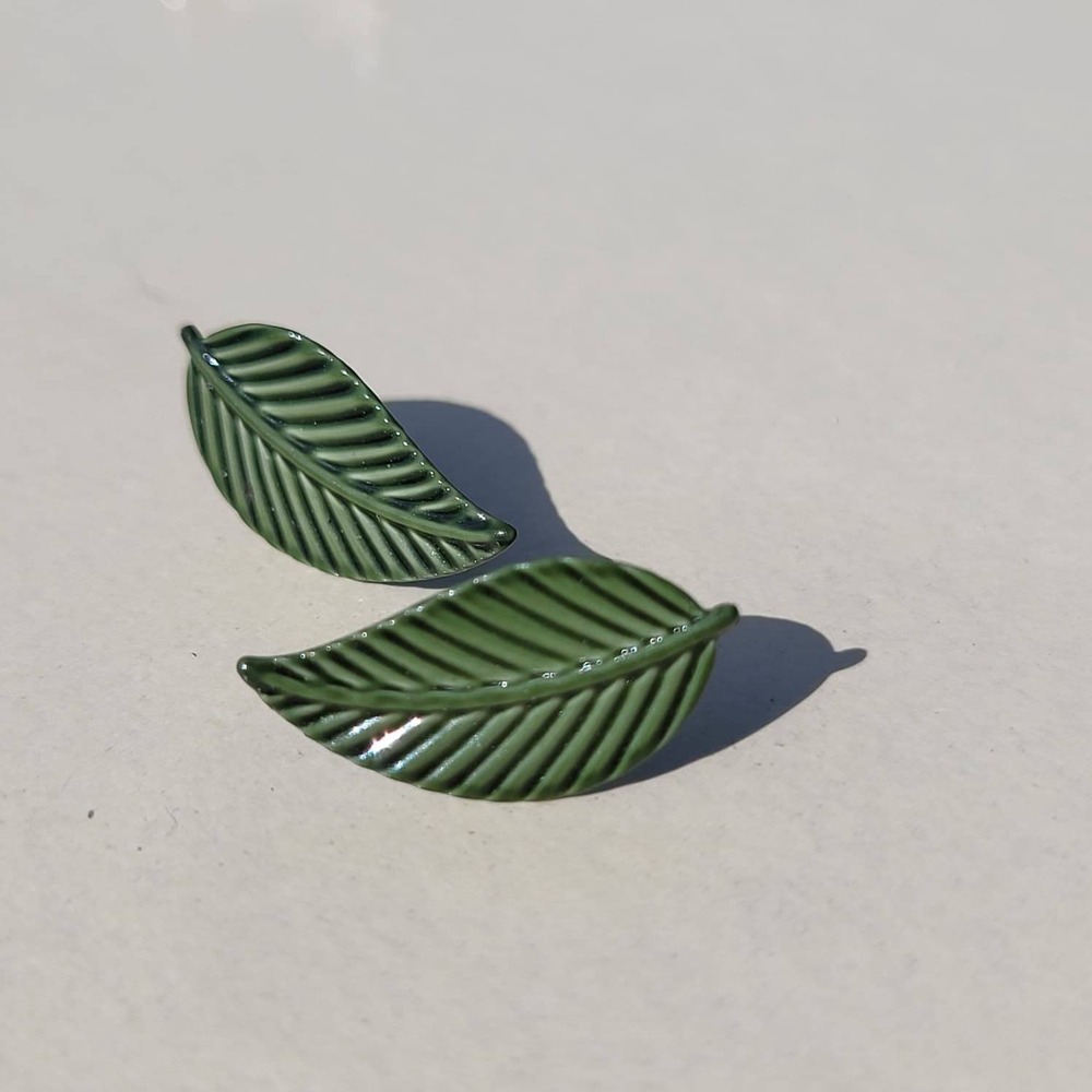 Vintage Green Enamel Metal Leaf Stud Earrings Green Nature Botanical